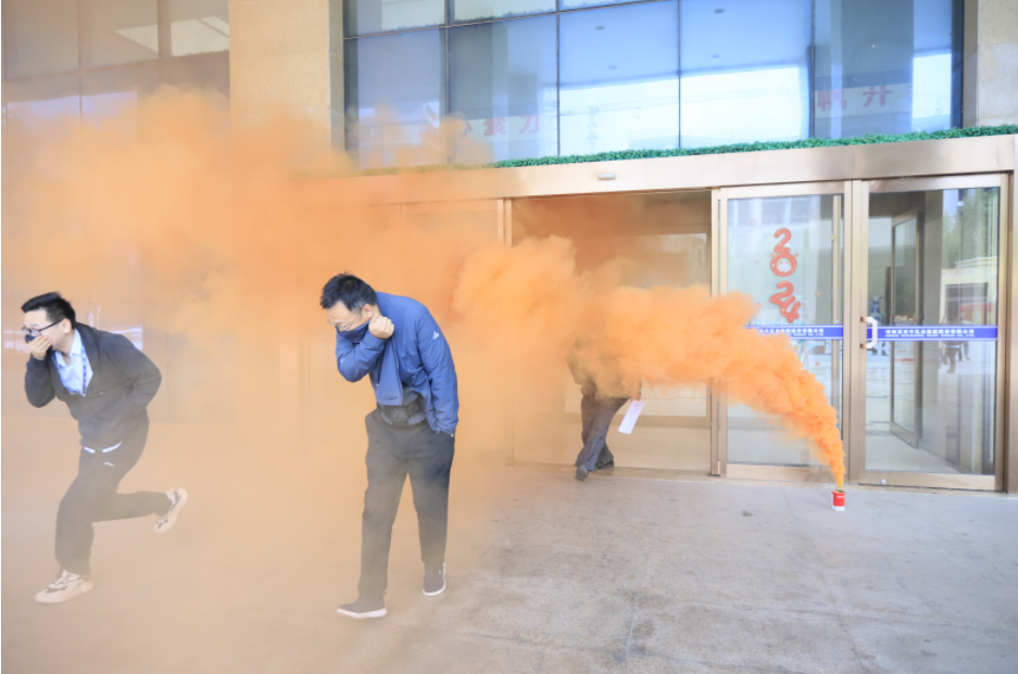 增強(qiáng)消防意識(shí)，筑牢安全底線丨花花牛乳業(yè)集團(tuán)組織消防應(yīng)急演練