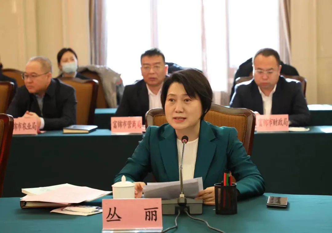 產(chǎn)業(yè)聯(lián)動促發(fā)展 合作共贏創(chuàng)未來 | 佳木斯市政府、富錦市政府與花花牛乳業(yè)集團正式簽署戰(zhàn)略合作協(xié)議