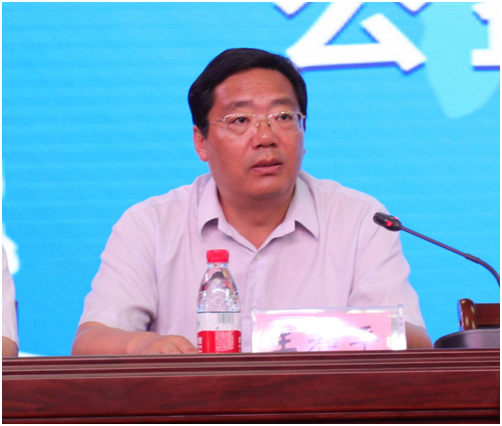 “健康中原，牛奶伴您行——花花牛乳業(yè)集團(tuán)2018中國(guó)小康牛奶行動(dòng)” 公益助學(xué)啟動(dòng)儀式隆重舉行