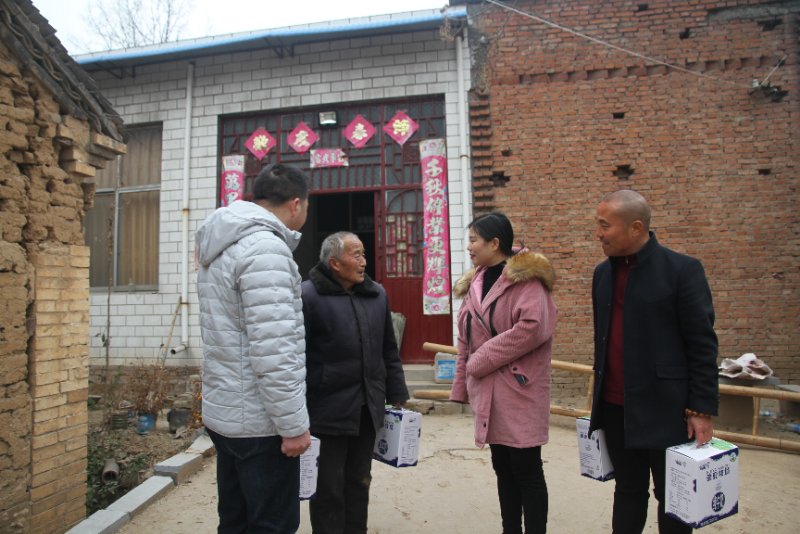 花花牛精準扶貧暖冬公益行走進登封市劉家溝 花花牛精準扶貧暖冬公益行走進登封市劉家溝