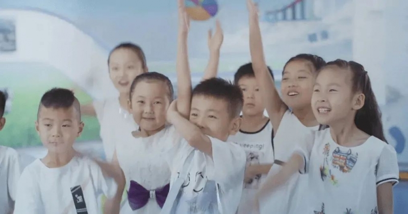 花花牛丨每天一杯奶，幸福健康喝出來?。。? />
			</div>
		<div   id=